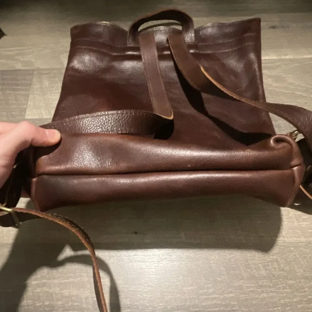Portland Leather Goods Brown Backpack Zip Closure Outer Pockets Shoulder Strap